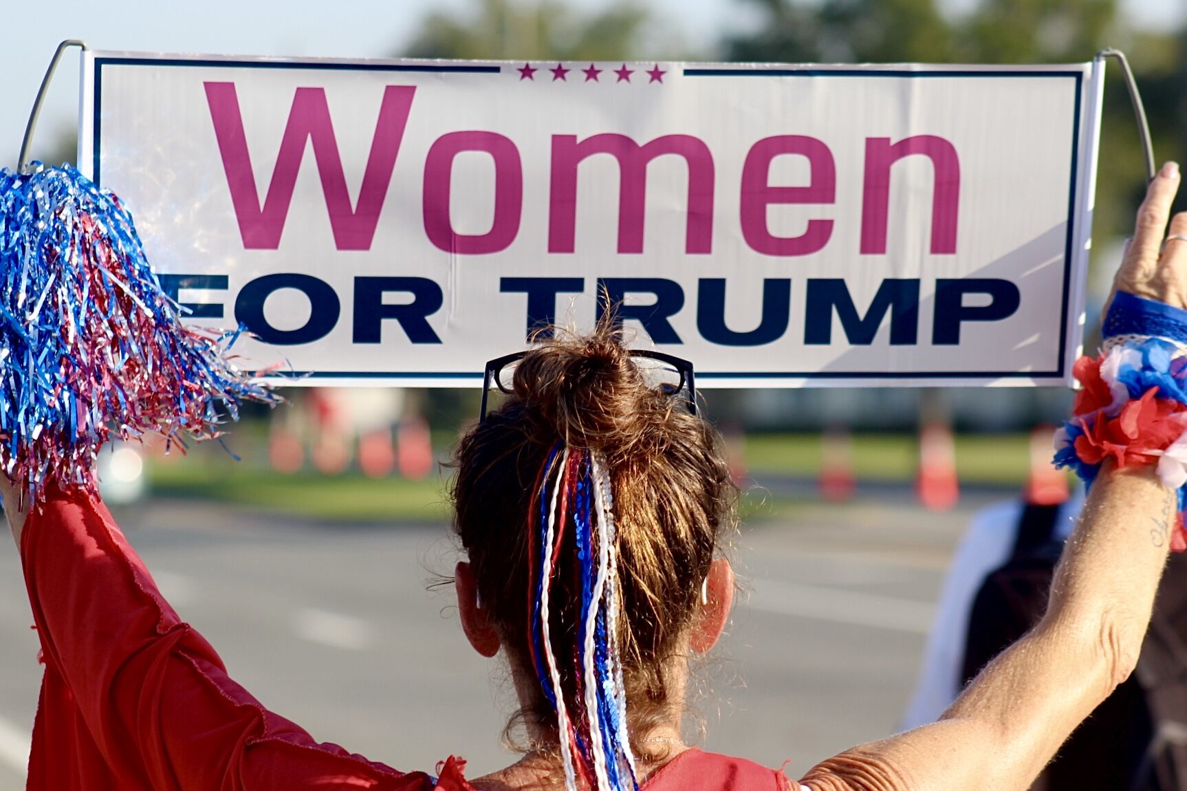 {INSERT ALL IMAGES 6 OF 8: GROUPS OF PEOPLE WITH SIGNS women for trump}